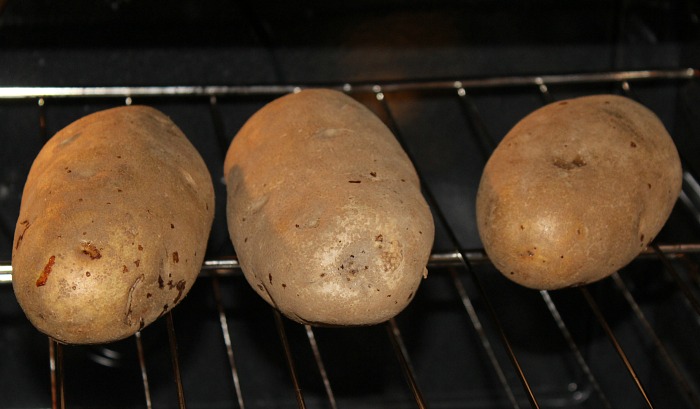 Baking Potatoes In Oven 